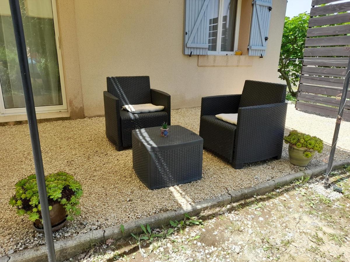 Gite Sittelle & Parking Prive Malaucene Exterior photo